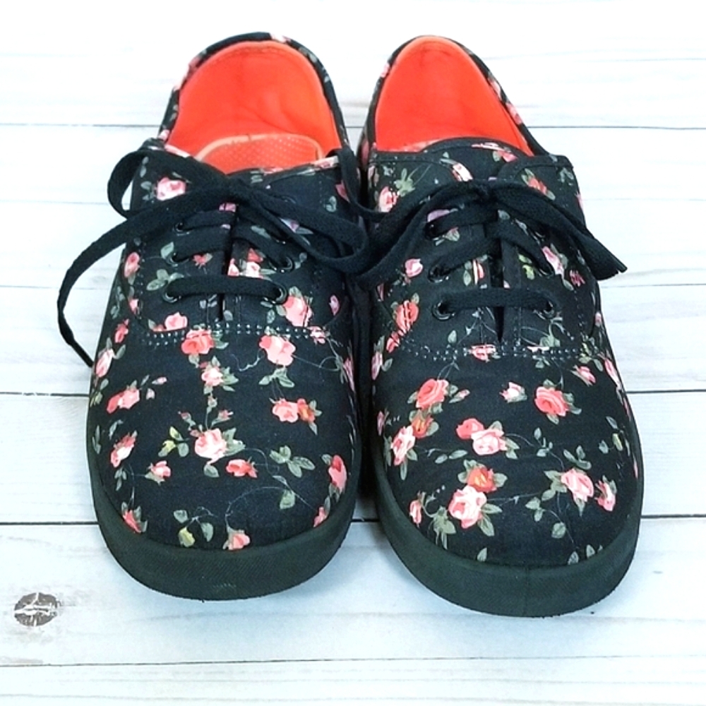 Black Floral Lace Up Sneakers